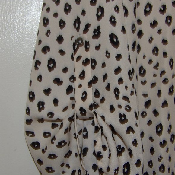 EUC XXL Lush Cream & Black Patterned Popover Top - Picture 3 of 6